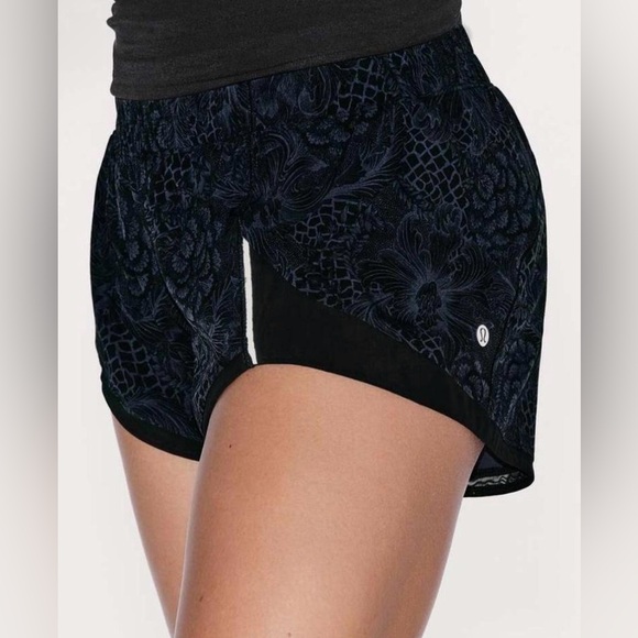 lululemon athletica Pants - Lululemon Miles Ahead Shorts